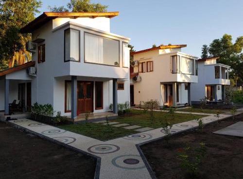 Kondo Villa in Labuhan Pandan