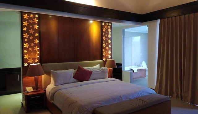 Kori Maharani Villas - One Bedroom Pool Villa in Tulikup