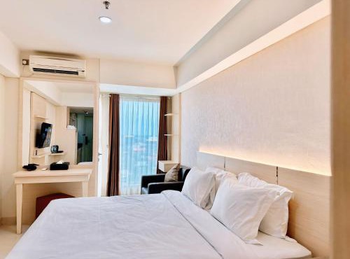 KUMU Warhol Residence Simpang Lima Semarang in Semarang