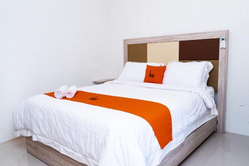 L'cost Homestay in Sawah