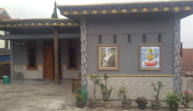 Ladewi Homestay in Bromo