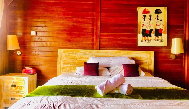 Lake View Cottage and Restaurant in Kintamani
