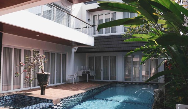 Lake View Villa Rancamaya by The Ordinary in Bogor