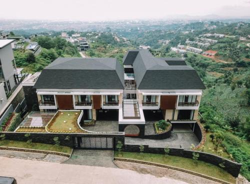 LaMaIn Villa Dago Pakar in Bandung