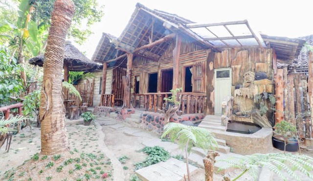 Larasati Homestay in Kalirejo