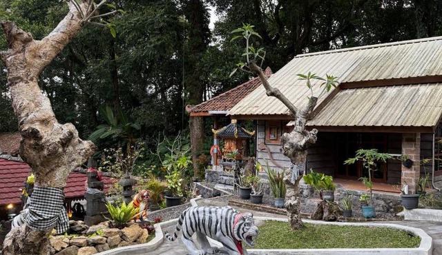 Lawang Pitu Untuk keluarga in Sleman
