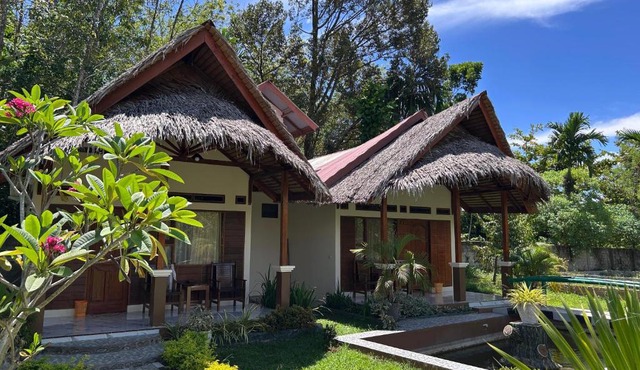 Leuser Inn & Jungle Trekking in Bukit Lawang
