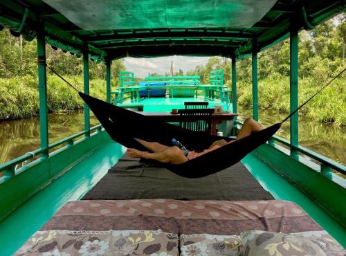 Lookorangutan Houseboat in Kumai