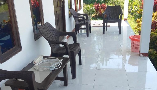 Lucky guest house in Moni