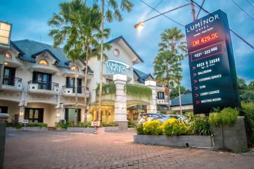 Luminor Hotel Jember By WH in Jember