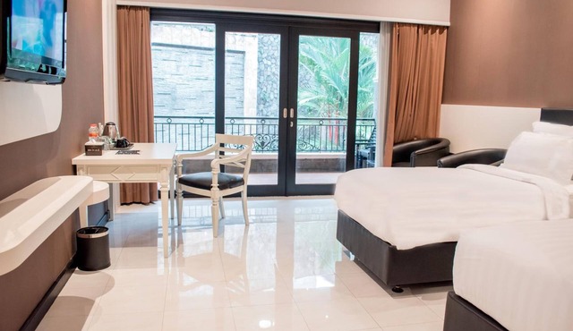 Luminor Hotel Jember by WH in Jember