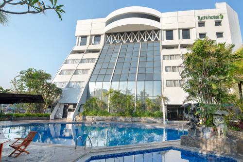 Lux Tychi Hotel in Malang
