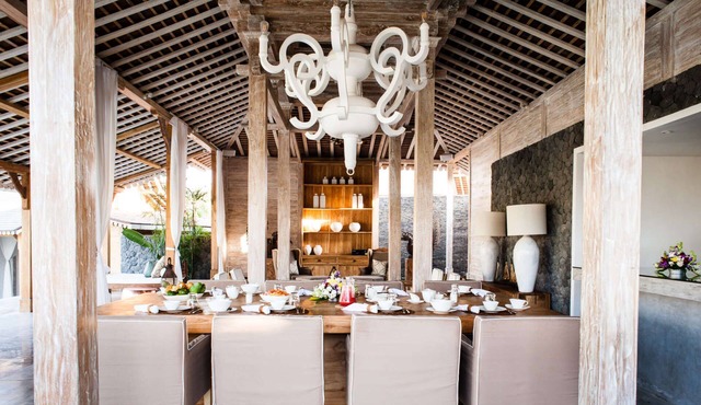 Luxury 12 Bedroom Villa with Private Pool, Bali Villa 2027 in Bali
