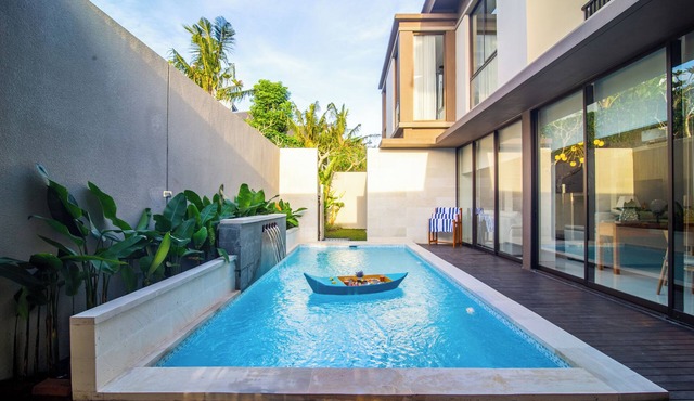 Luxury, 4 bedroom villa in Tanah Lot Area in Tabanan