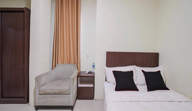 Luxury Deluxe DBL Retreat W/Free WiFi and Parking in Batam