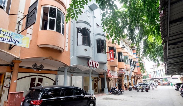 Luxury Deluxe DBL Retreat W/Free WiFi and Parking in Medan