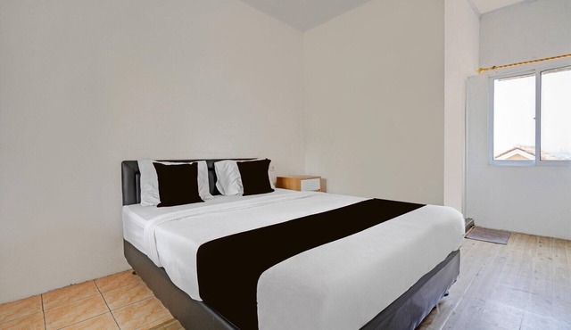 Luxury Deluxe DBL Retreat W/Free WiFi and Parking in Solo