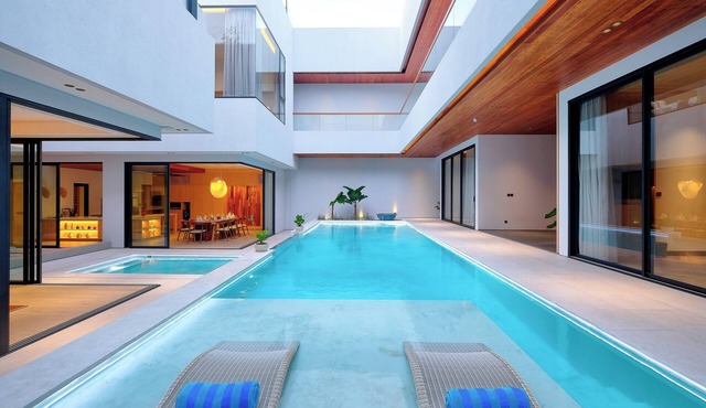 Luxury Ultramodern Beachside 6BR Pool Villa in Jimbaran
