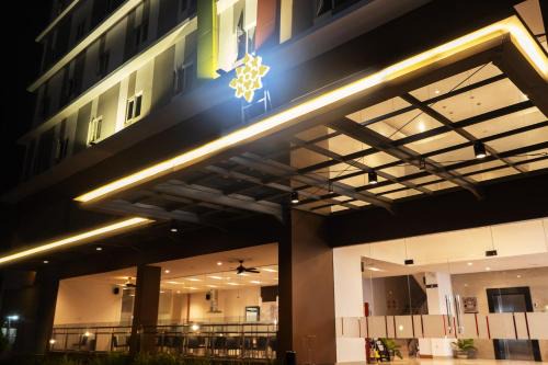 Lynn Hotel Serang in Serang