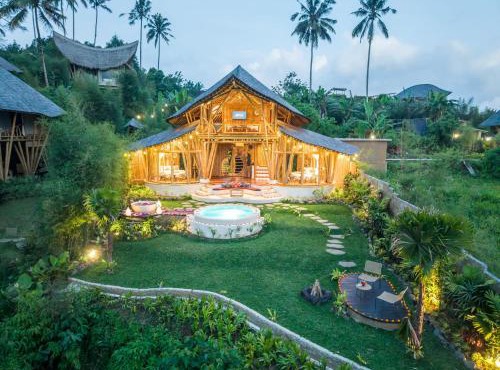 Magic Hills Bali - Paradise Hideaway Bali in Selat