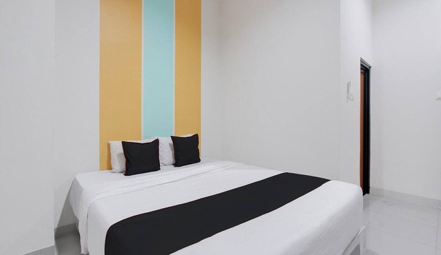 Maguwoharjo Deluxe Double Stay in Yogyakarta