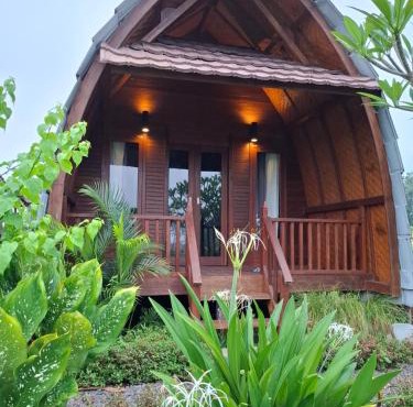 Medewi Lumbung Surf & Stay in Airsatang