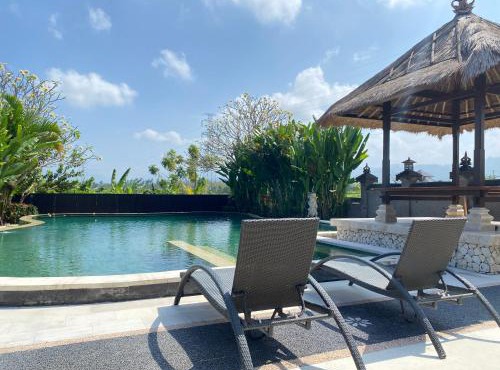 Medewi Surf Villa Luxury in Airsatang
