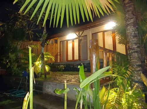 Meera house and stay in Airsatang