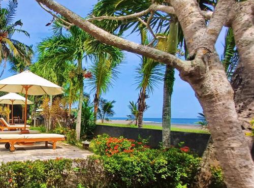 Melaya beach resort Twin bed in Penginuman