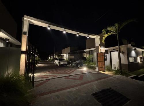 Menata Villa Harmoni in Pakem