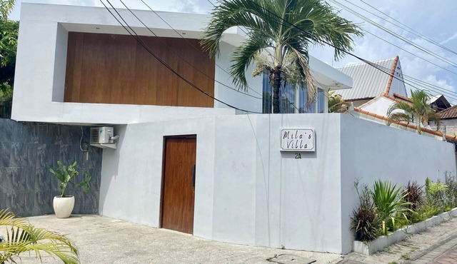 Mila's Villa Large 3 bedroom villa in the heart Legian. in Bali