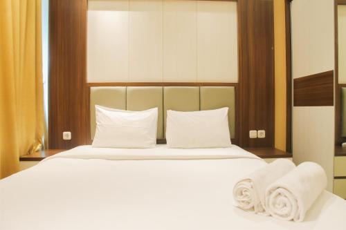 Modern 2BR Grand kamala Lagoon Apartment By Travelio in Bekasi