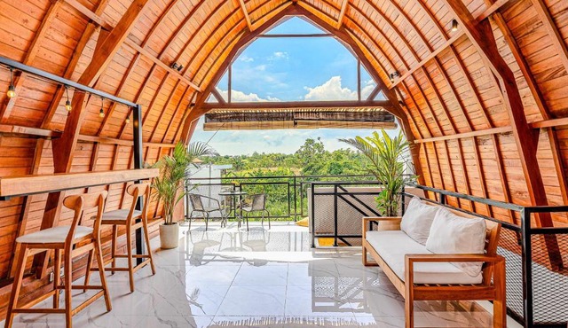 Modern 2BR Villa Imola with Private Pool, Fitness-Corner and Jungle View in Canggu -Bali in Kerobokan