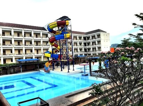 Montana Hotel kuningan in Panawuan