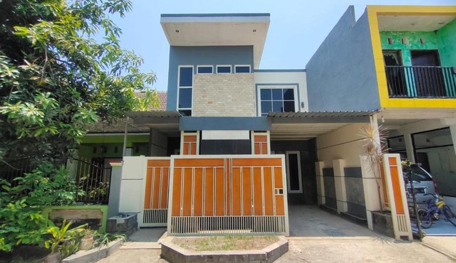 Mulia Homestay Syariah Pasuruan in Randusari