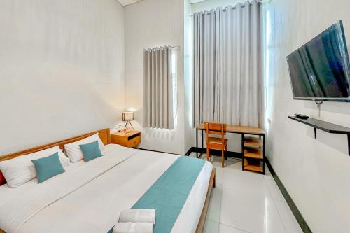 MYHOME Blora Mitra RedDoorz in Kamolan