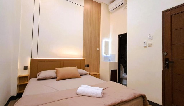 Nafaka Hostel and Tours in Malang