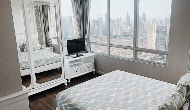 NEW Clean & Luxurious 2BD Apt in Business District +Kuningan City Mall Access in Jakarta Selatan