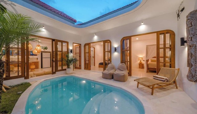 New Mediterranean & Tropical 3B Villa Canggu Beach in Bali