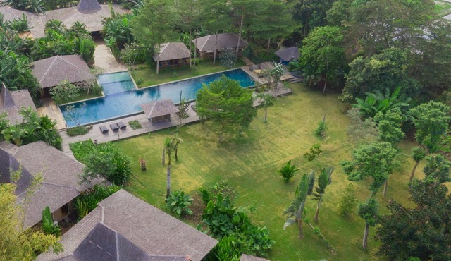 Newly Renovated, 12 Bedroom, The New Serenity River Villa near Canggu in Kec. Kuta Utara