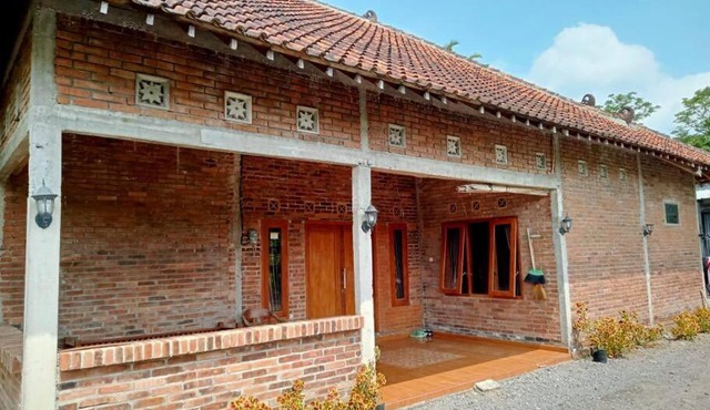 Niswa Guest House in Pakem