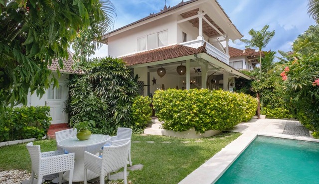 Oberoi Luxury Villa 2 - KuDeTa in Seminyak