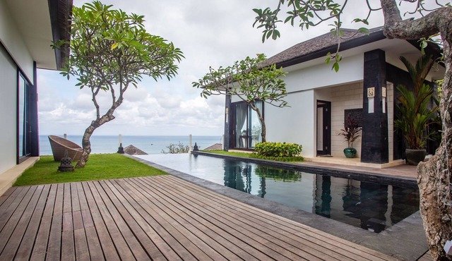 Ocean View Four Bedroom Villa in Bali