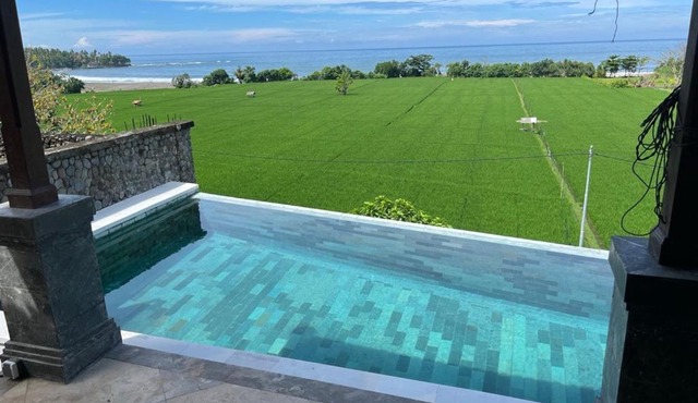 Ocean views, peaceful living in Airsatang