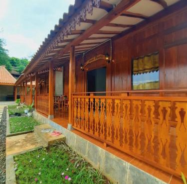 Omah Kalem Homestay in Pulau Watualawang
