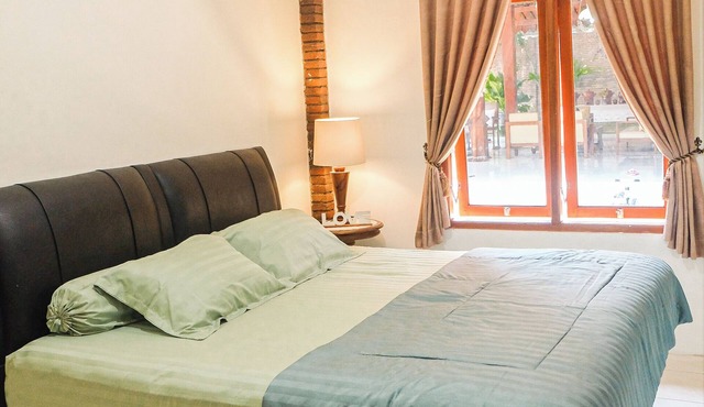 Omah Ralin Family Homestay with Spacious Joglo House in Bantul