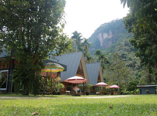 Orau Asthana in Arau