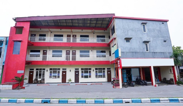 OYO 2612 Pondok Rizqi Syariah in Sidoarjo