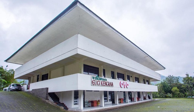OYO 2787 Wisma Guci Kencana in Tegal