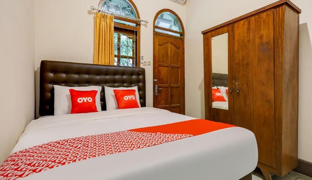 OYO 90095 Indah Homestay Syariah in Yogyakarta